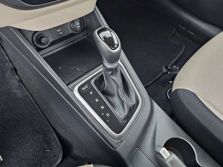 هيونداي اكسنت سمارت 2023 