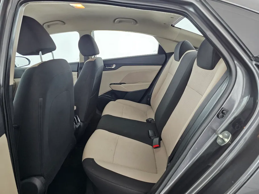 هيونداي اكسنت سمارت 2023 