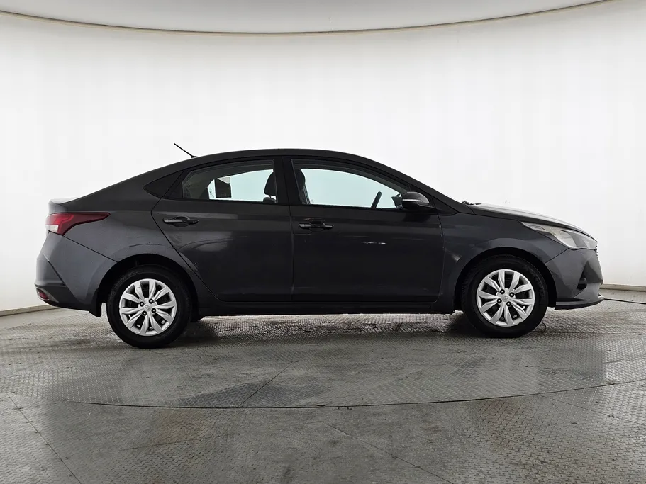 هيونداي اكسنت سمارت 2023 