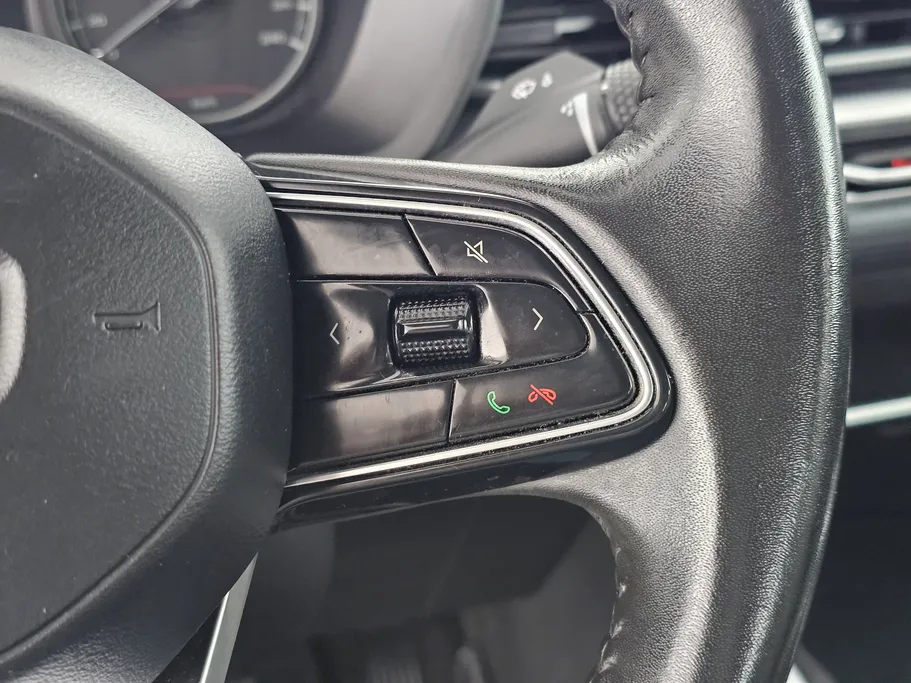 جيلي امجراند GS 2023 