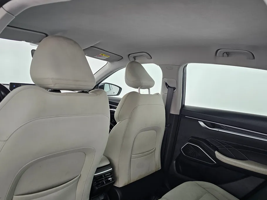 جيلي امجراند GS 2023 