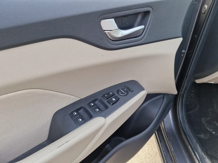 2023 Hyundai Accent Smart 