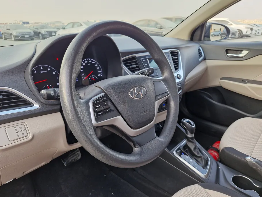 2023 Hyundai Accent Smart 