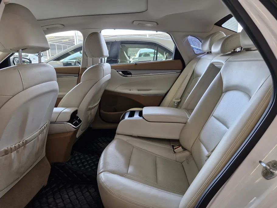 2023 Hyundai Azera Smart 