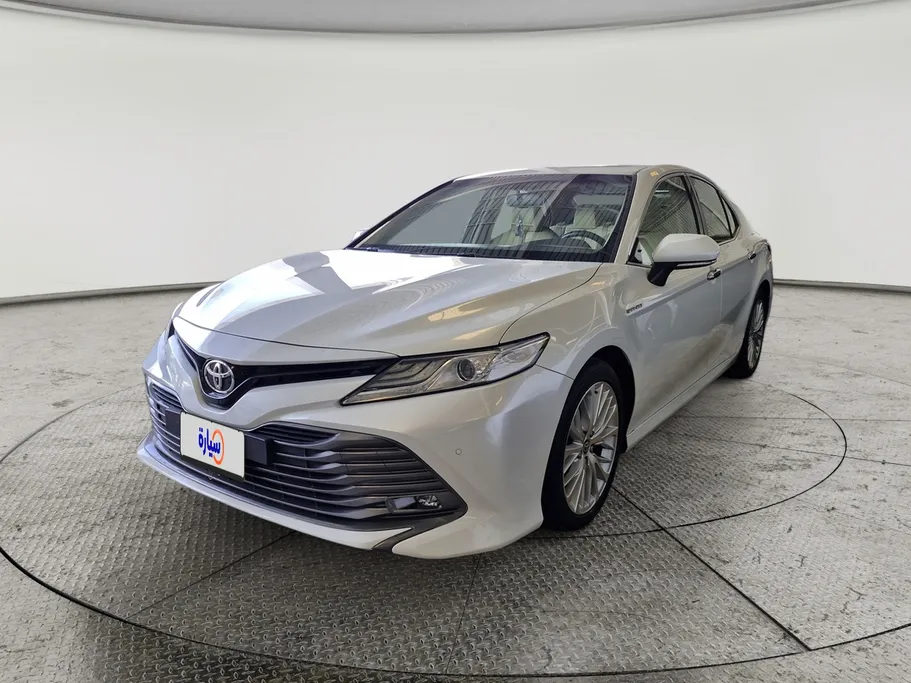 2020 Toyota Camry  SE plus 