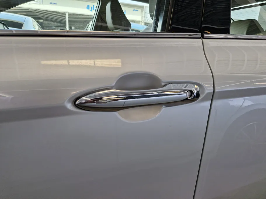 2020 Toyota Camry  SE plus 