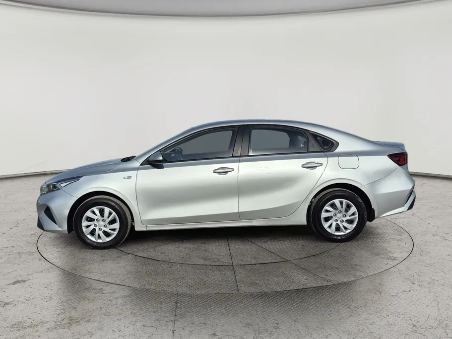 كيا سيراتو GL 2022 