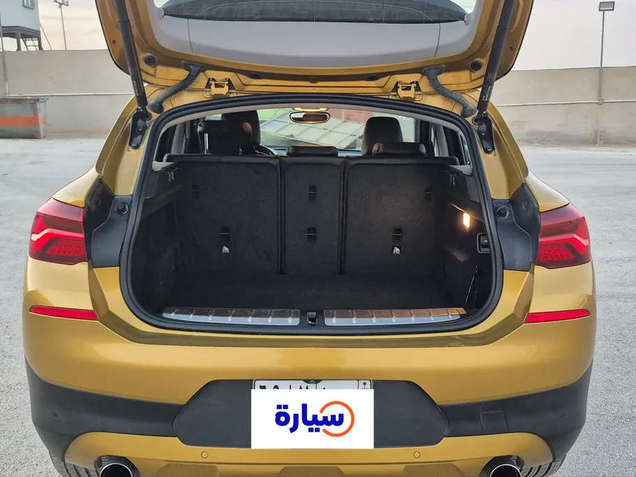بي ام دبليو الفئة اكس 2 xDrive 20i 2022 