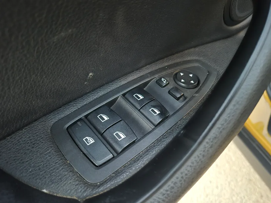 بي ام دبليو الفئة اكس 2 xDrive 20i 2022 