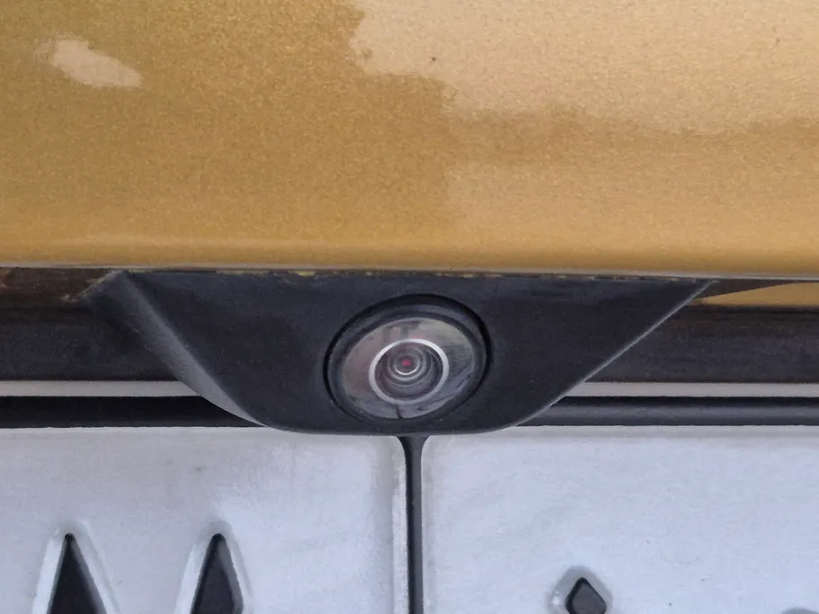 بي ام دبليو الفئة اكس 2 xDrive 20i 2022 