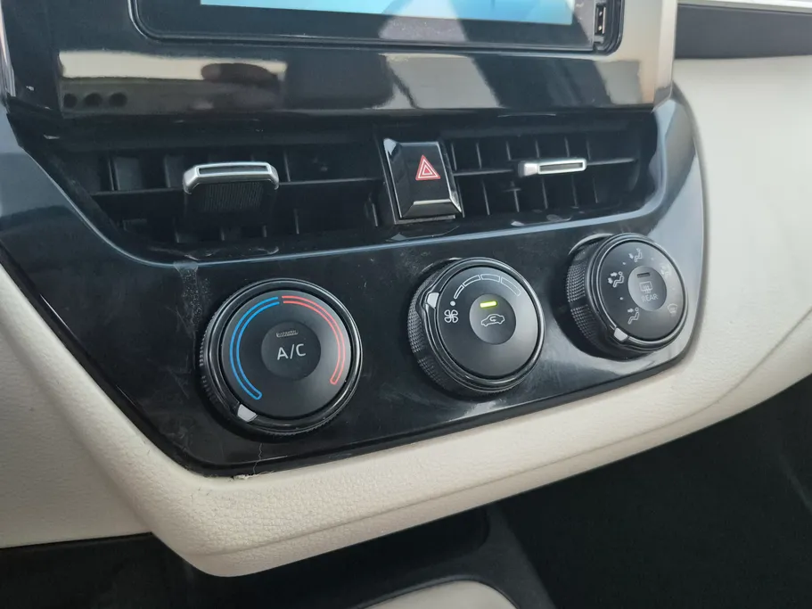 2024 Toyota Corolla XLI 