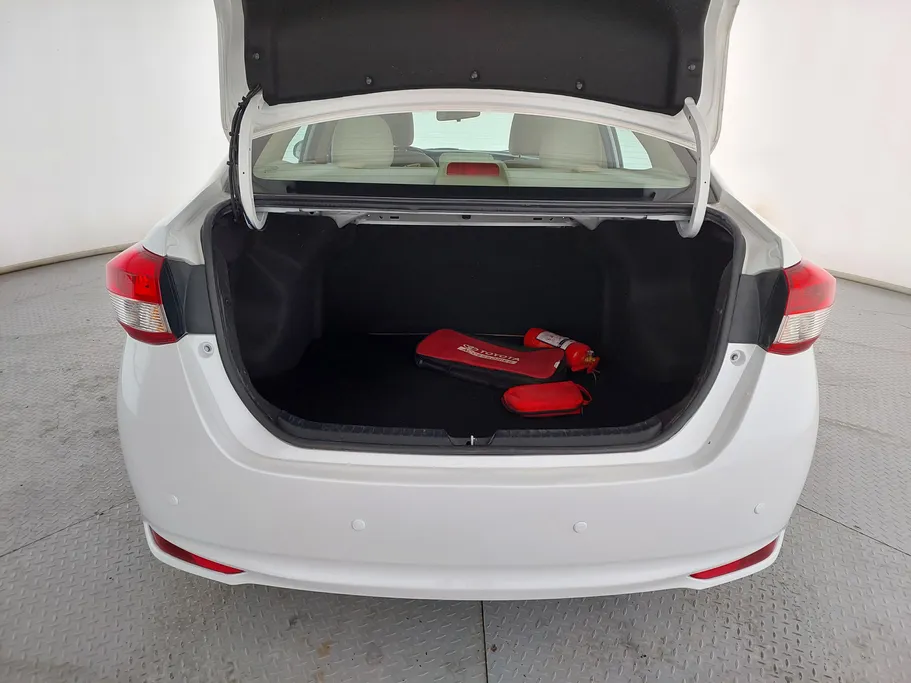 تويوتا يارس Y 2022 