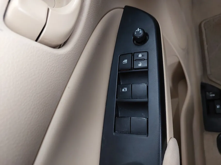 تويوتا يارس Y 2022 