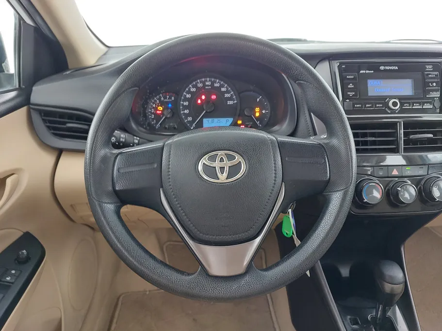 تويوتا يارس Y 2022 