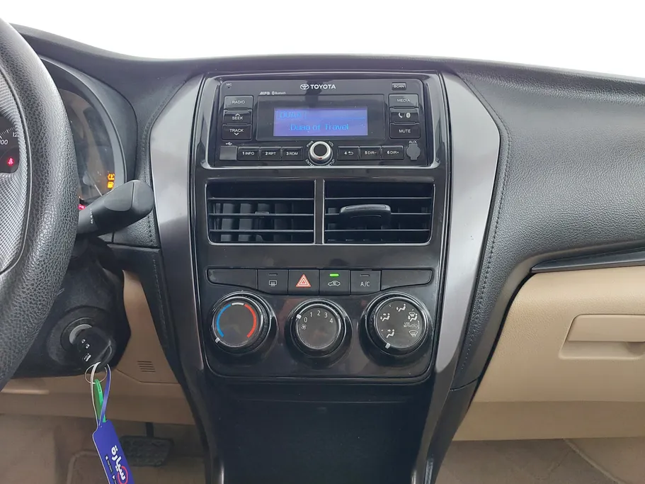 تويوتا يارس Y 2022 