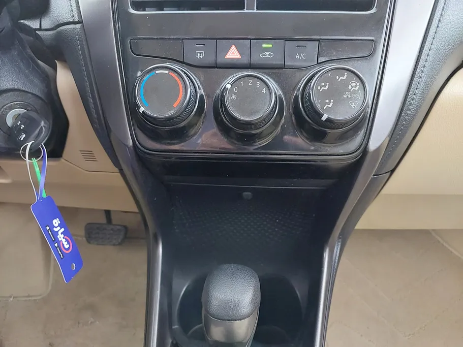 تويوتا يارس Y 2022 