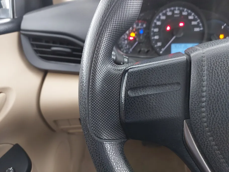 تويوتا يارس Y 2022 