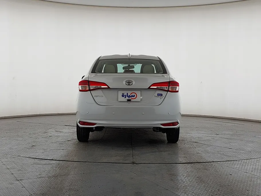 تويوتا يارس Y 2022 