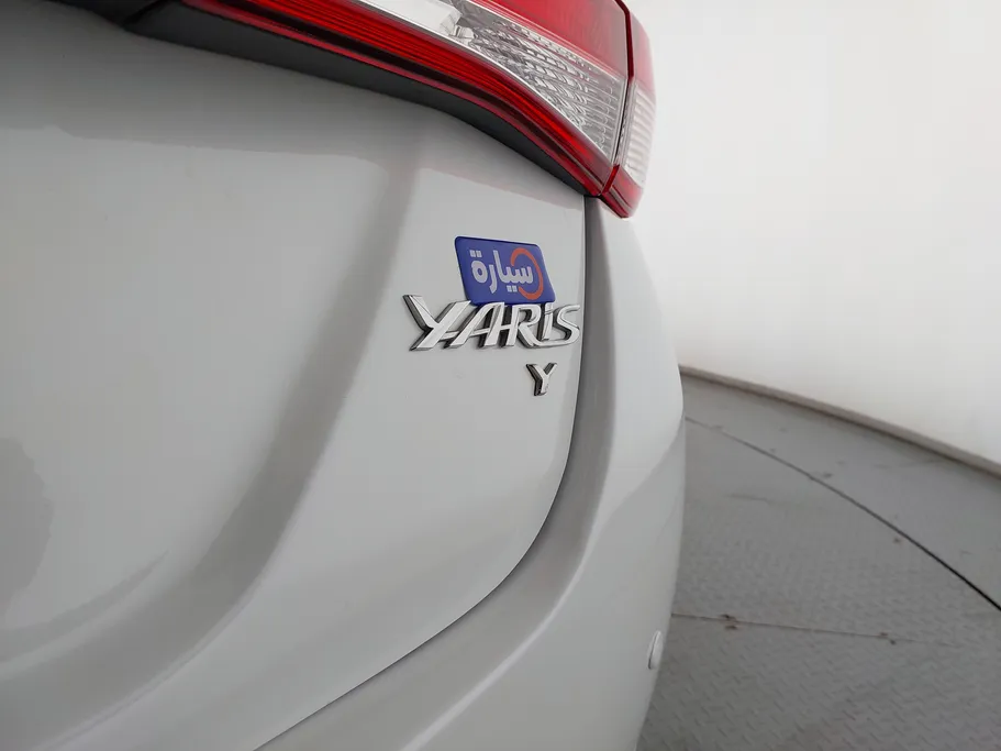 تويوتا يارس Y 2022 