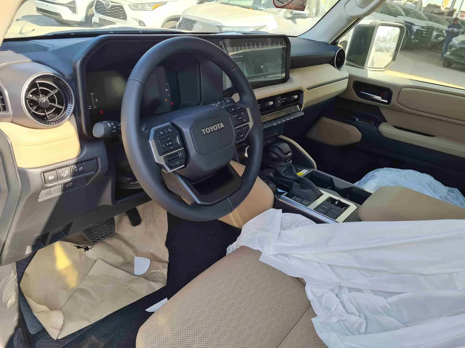 تويوتا برادو TXL3 2026 