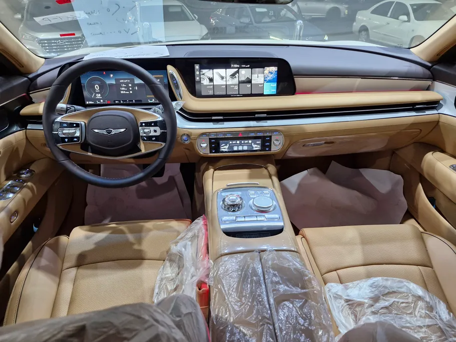 جينيسيس G90 Royal 2025 