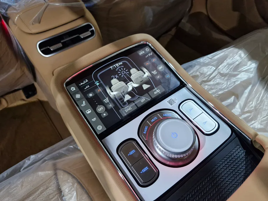 جينيسيس G90 Royal 2025 