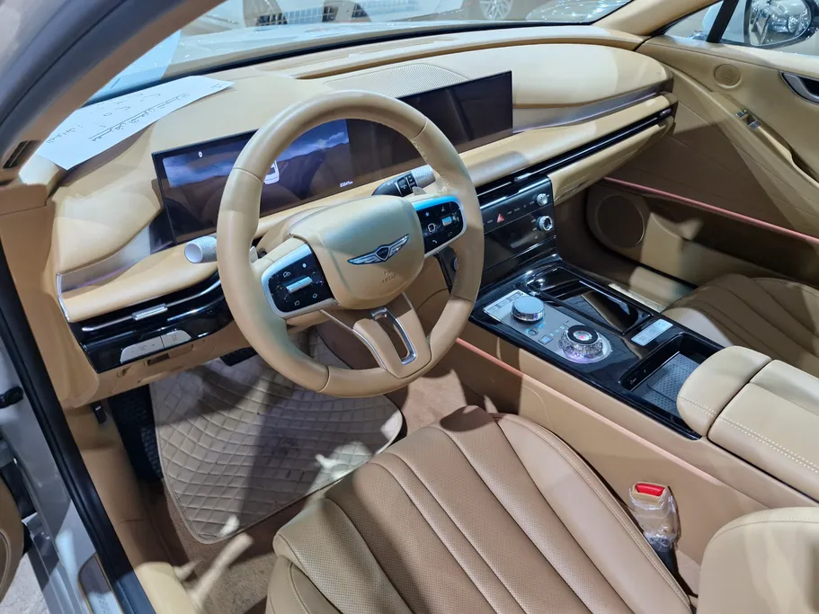 2025 Genesis G80 PRESTIGE 