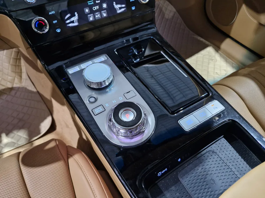 2025 Genesis G80 PRESTIGE 