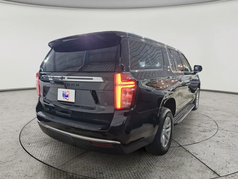 2023 Chevrolet Suburban LS 