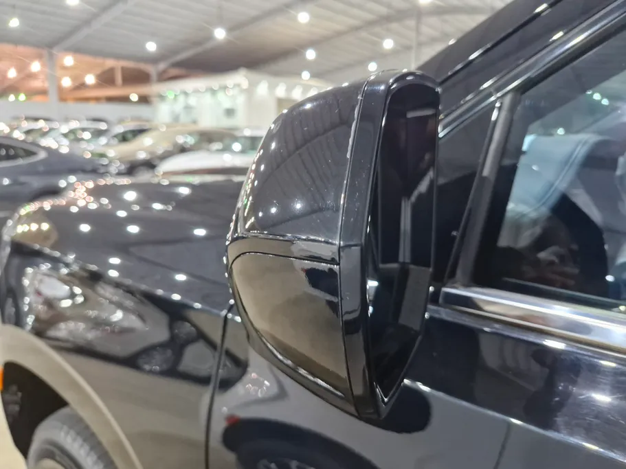 2023 Chevrolet Suburban LS 