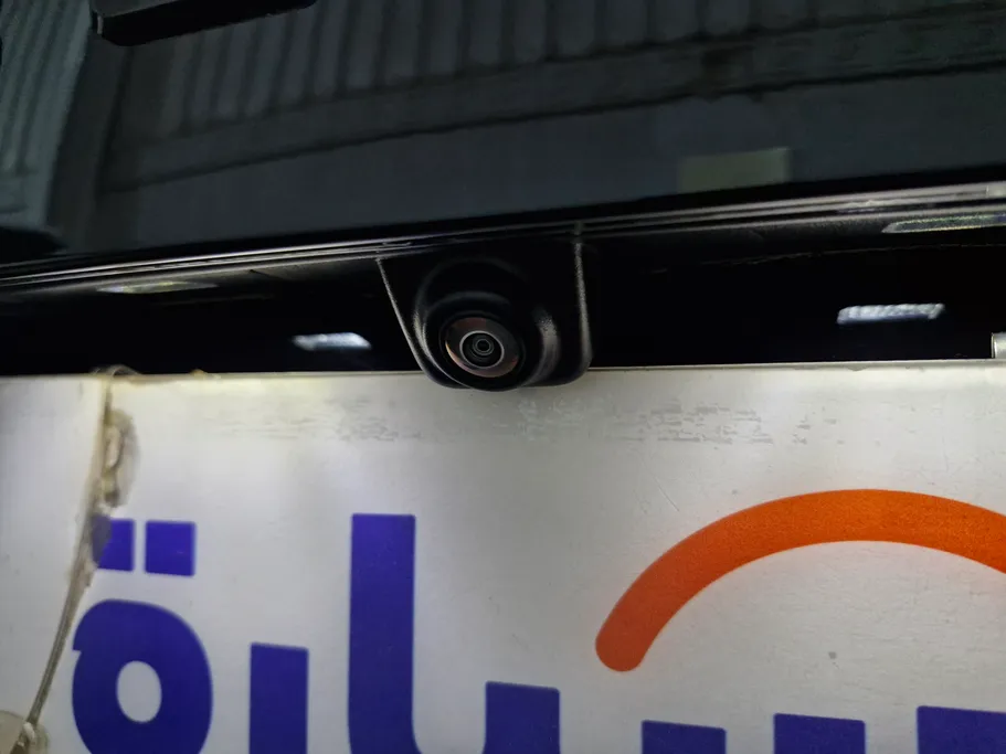 2023 Chevrolet Suburban LS 