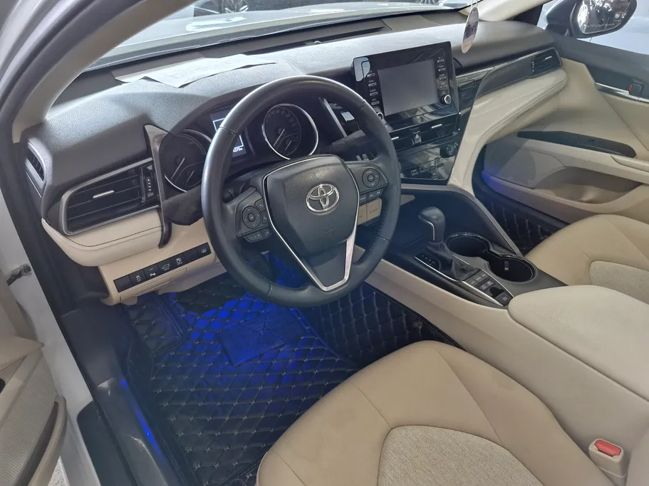 2024 Toyota Camry  GLE HEV  