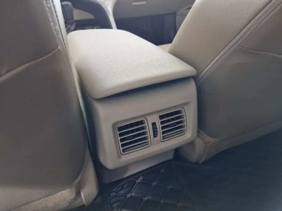 2024 Toyota Camry  GLE HEV  