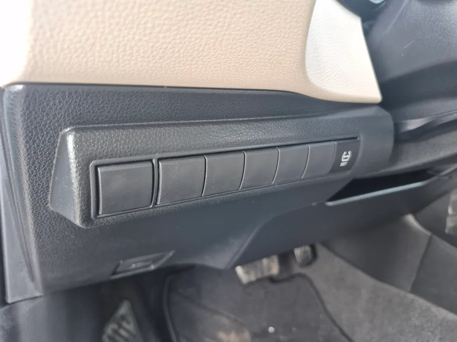 تويوتا كورولا XLI 2024 