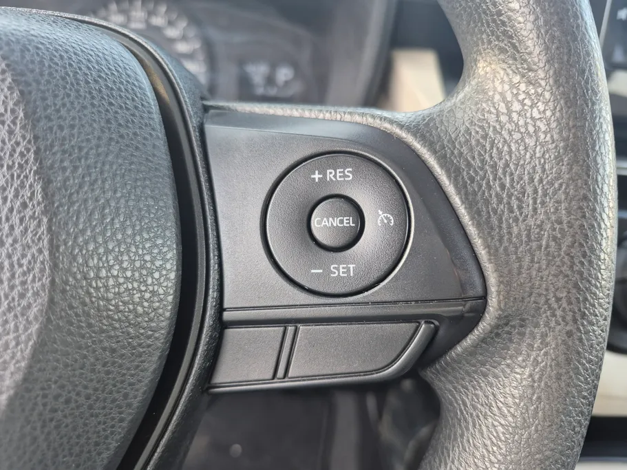 تويوتا كورولا XLI 2024 