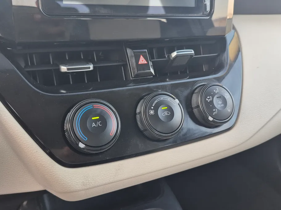 تويوتا كورولا XLI 2024 