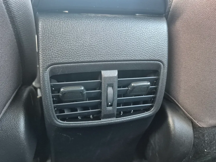 تويوتا كورولا XLI 2024 