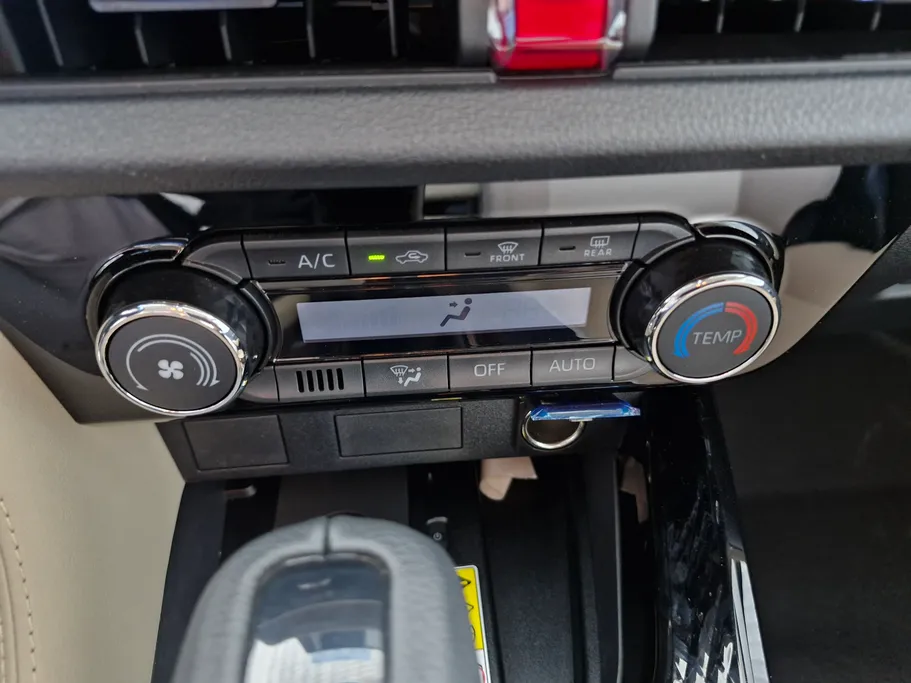 تويوتا يارس YX 2026 