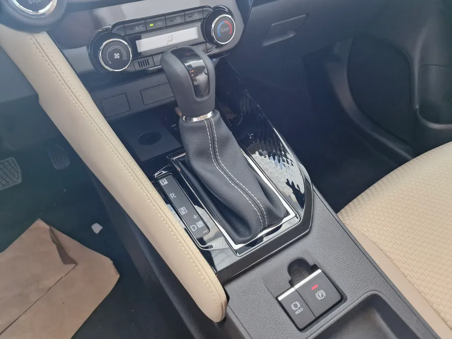 تويوتا يارس YX 2026 