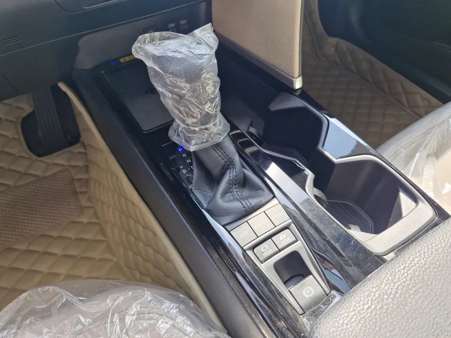 2025 Toyota Camry  E Plus HEV 