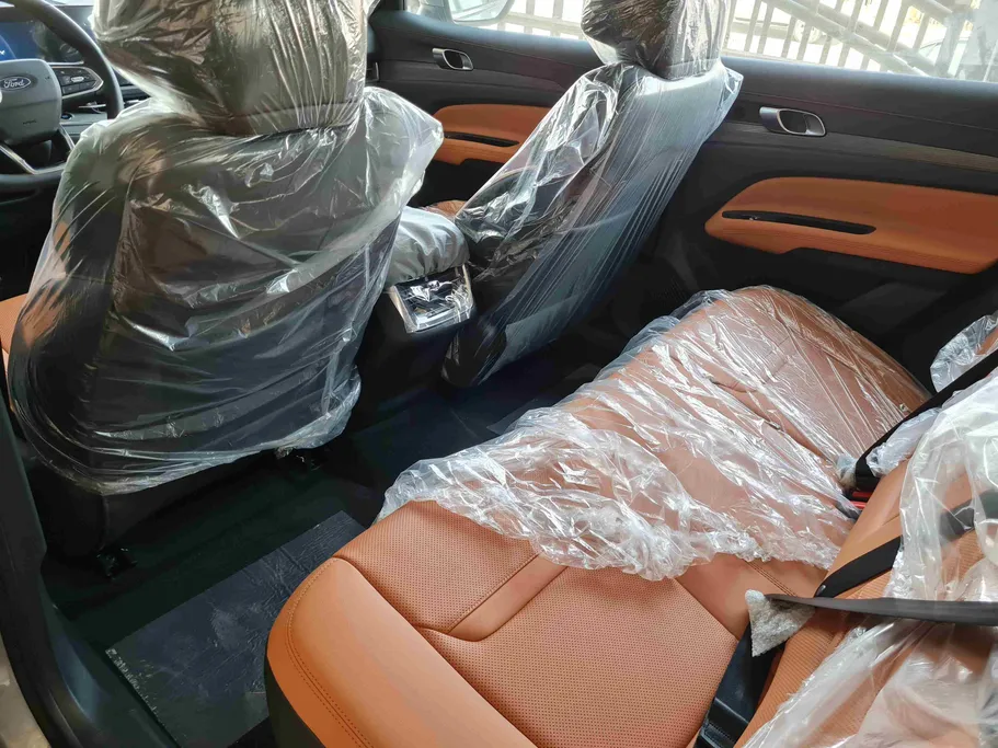 فورد تريتوري تيتانيوم 2026 