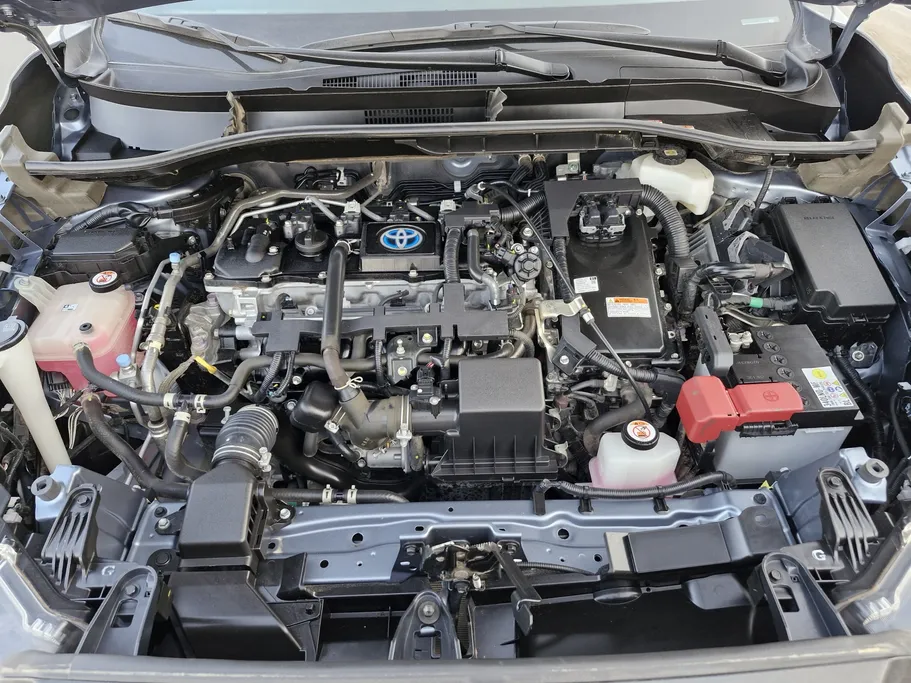 تويوتا كورولا كروس XLE HEV 2024 