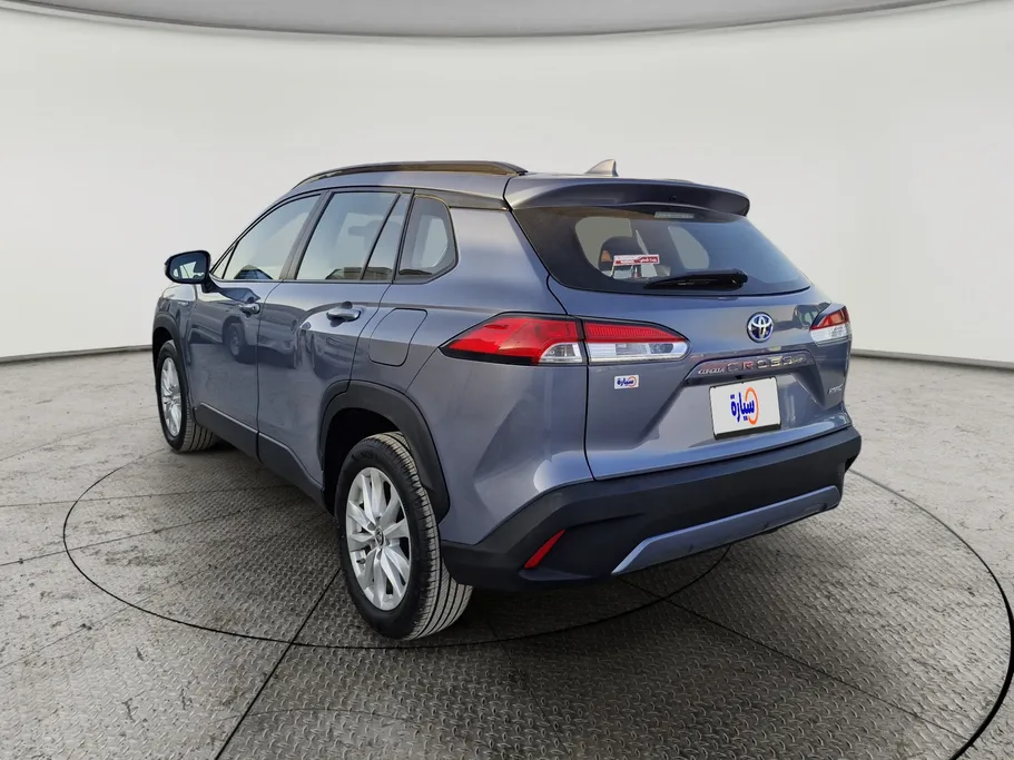 تويوتا كورولا كروس XLE HEV 2024 