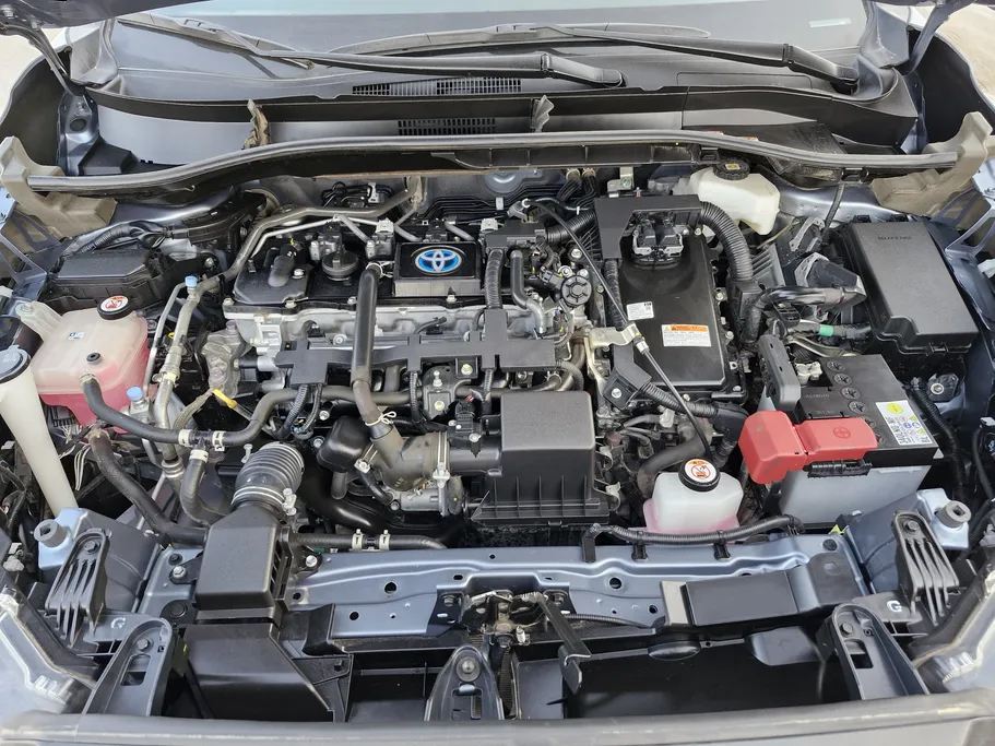 تويوتا كورولا كروس XLE HEV 2024 