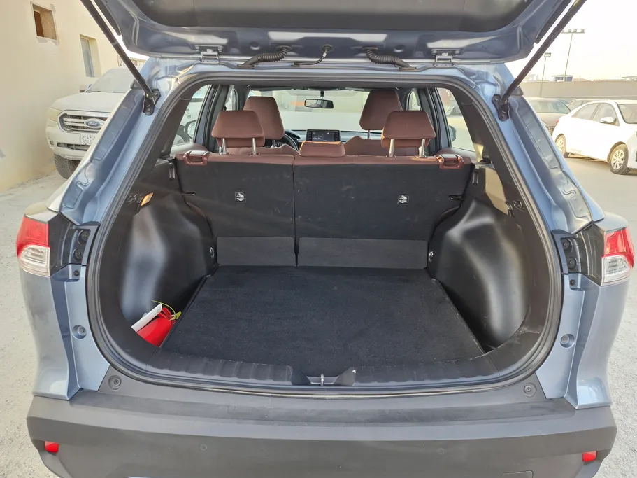 تويوتا كورولا كروس XLE HEV 2024 