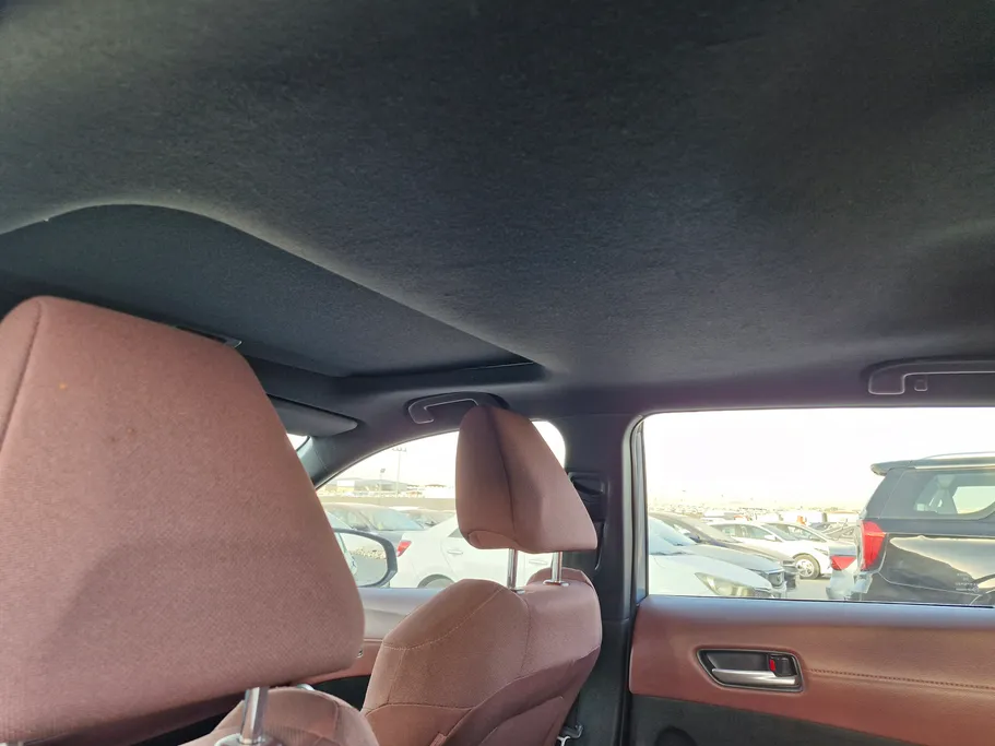 تويوتا كورولا كروس XLE HEV 2024 