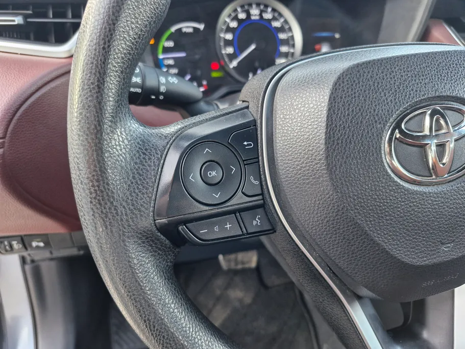 تويوتا كورولا كروس XLE HEV 2024 