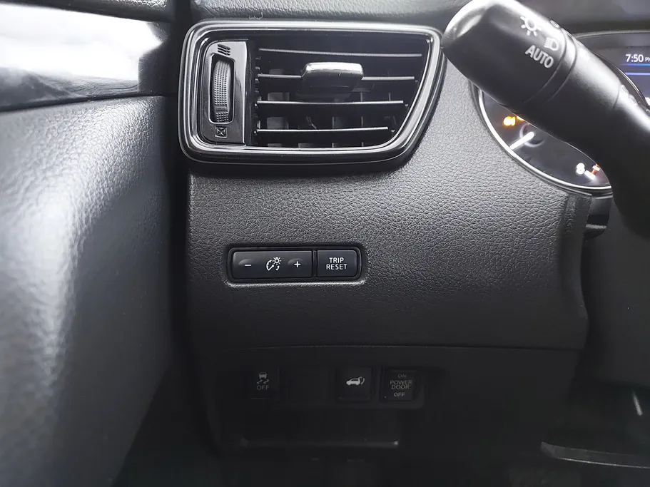 2021 Nissan Xtrail SL 