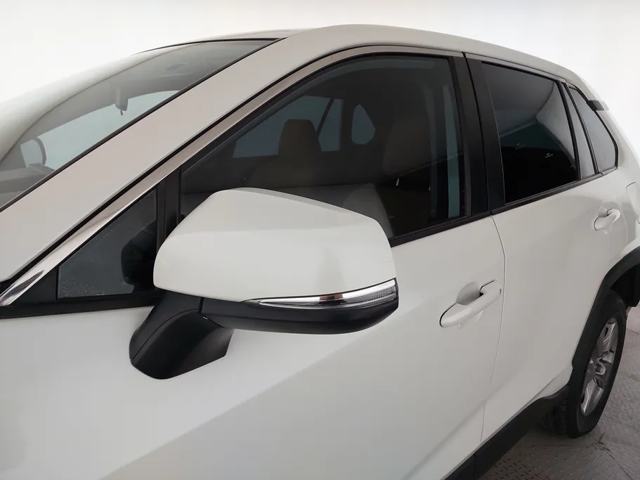 تويوتا راف فور LE 2022 