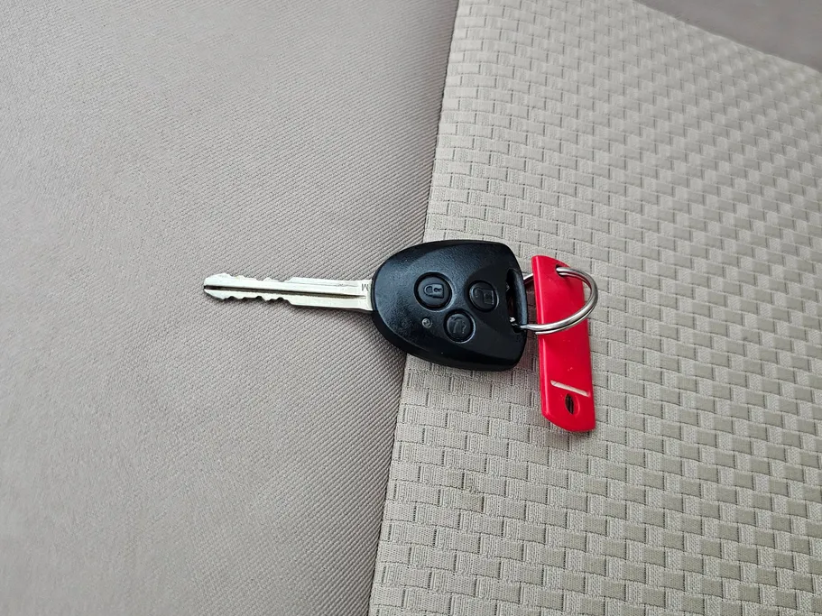 2024 Toyota Yaris  Y 